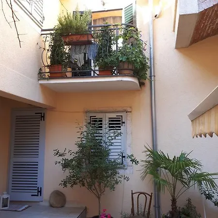 Apartment Juric Skradin